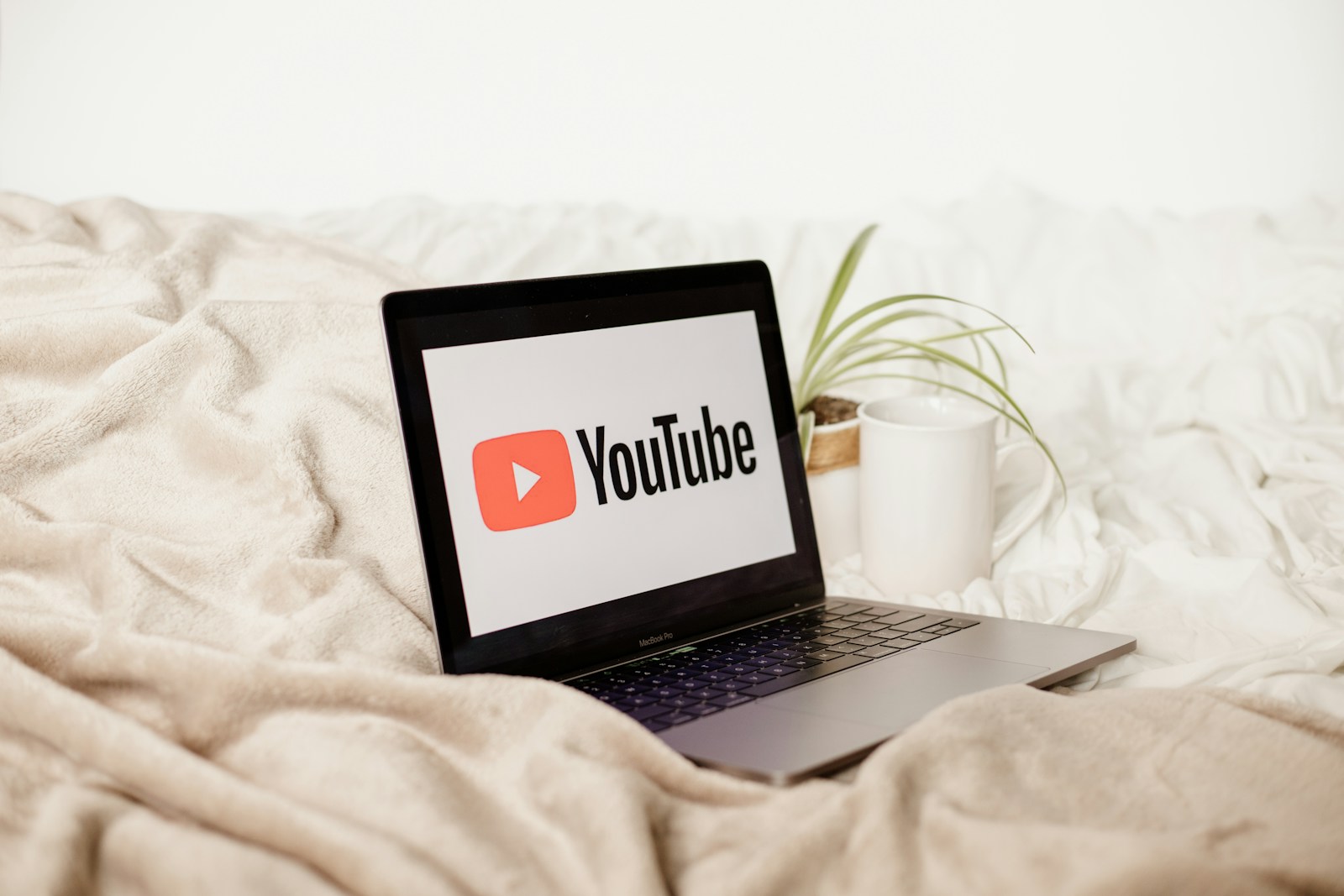 10 Best Developer YouTube Channels to Follow